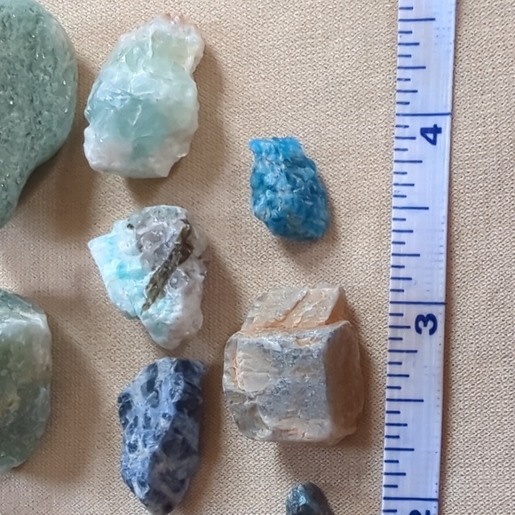 Collection of Blue Crystals - Picture 5 of 5